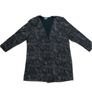 Vintage Onyx Nite by Wendye Chaitin Black
Silver Sparkle Long sleeves Jacket